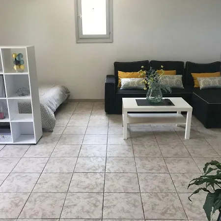 Rez-de-villa Au Calme Pres Des Plages Casa vacanze